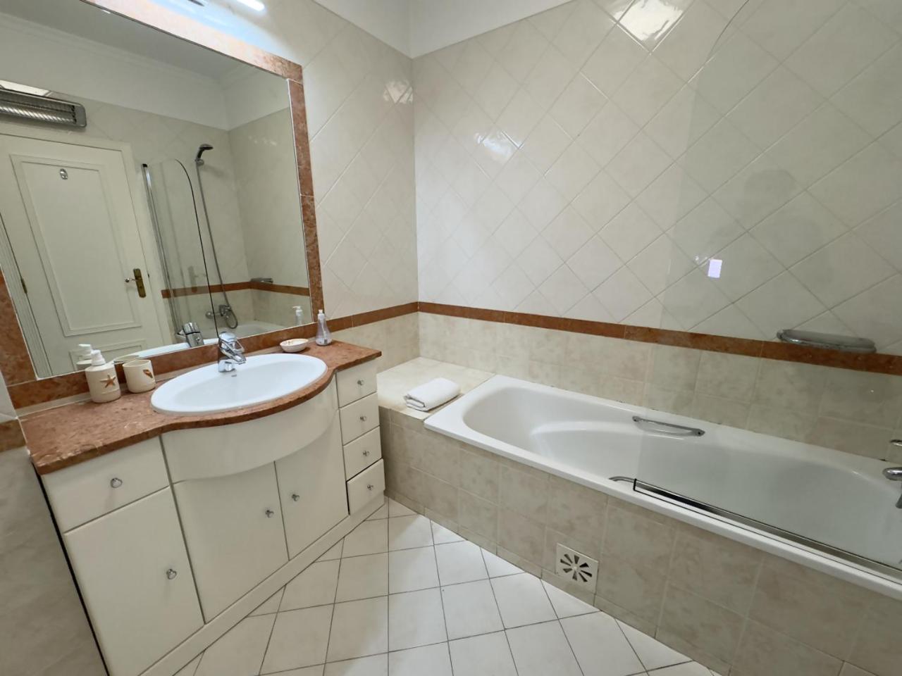 Apartment Vilamoura Center Near Marina By Vilamoura Sun